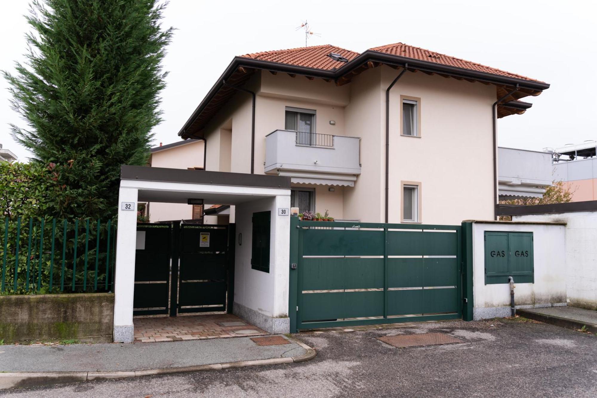 Comforthome Fiera Cornaredo Exterior photo